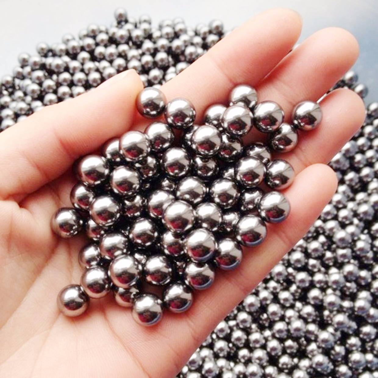 FIVE POUNDS OF BRIGHT-FACED STEEL, 8MM
